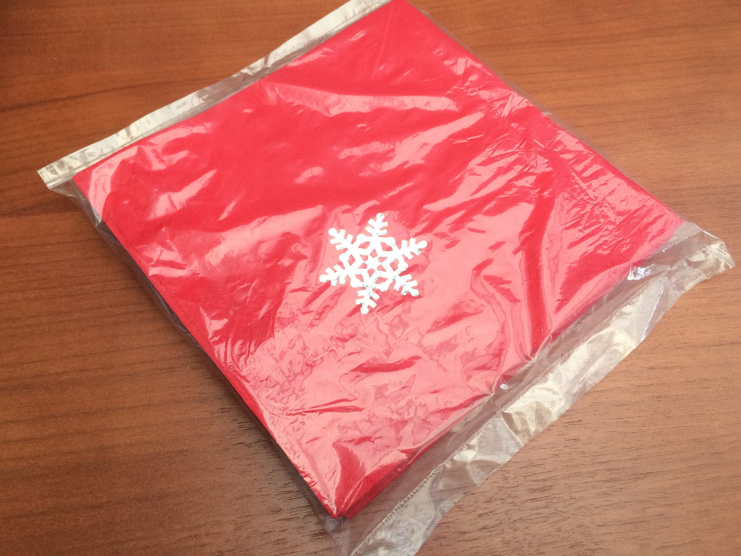 Bright Red Christmas Dinner Napkins Serviettes Quality 3 ply 40cm with Sparkling Silver Snowflake Design